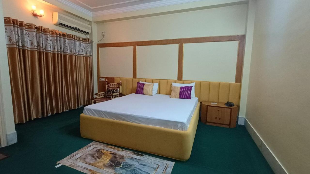Hotel Sangam Baharampur Exteriér fotografie