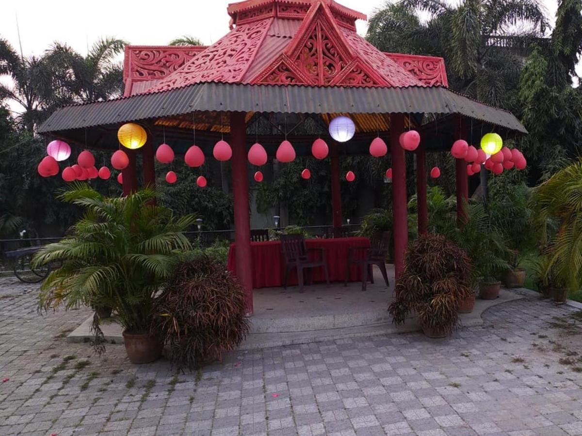 Hotel Sangam Baharampur Exteriér fotografie